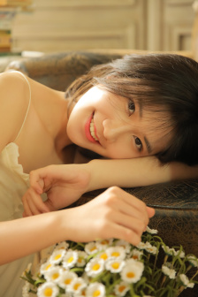 男生被女 生狂整视频